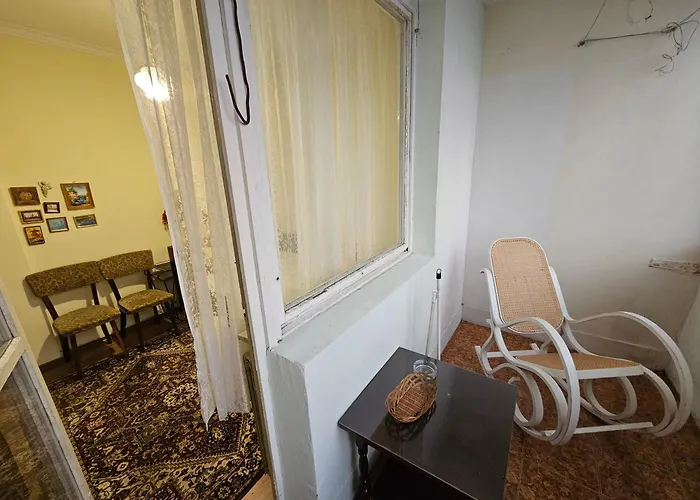Affordable 3br Near Centre Апартамент *